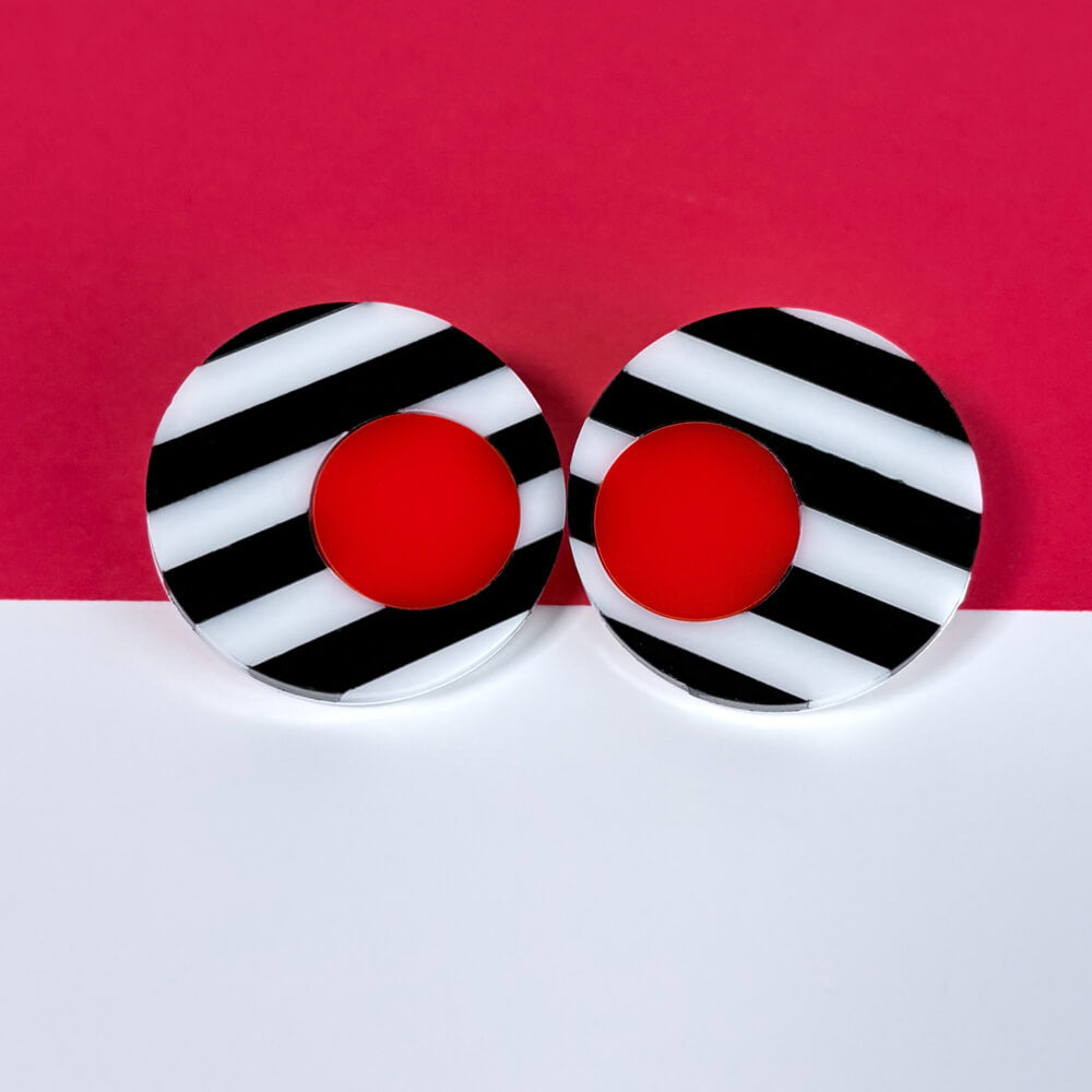 Optica Tondo – Orecchini in Plexiglas a righe