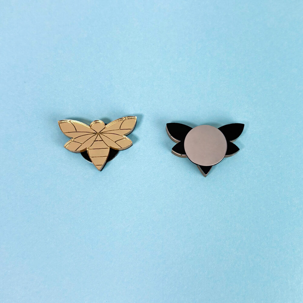 Ape – Charm Magnetico per Camicia