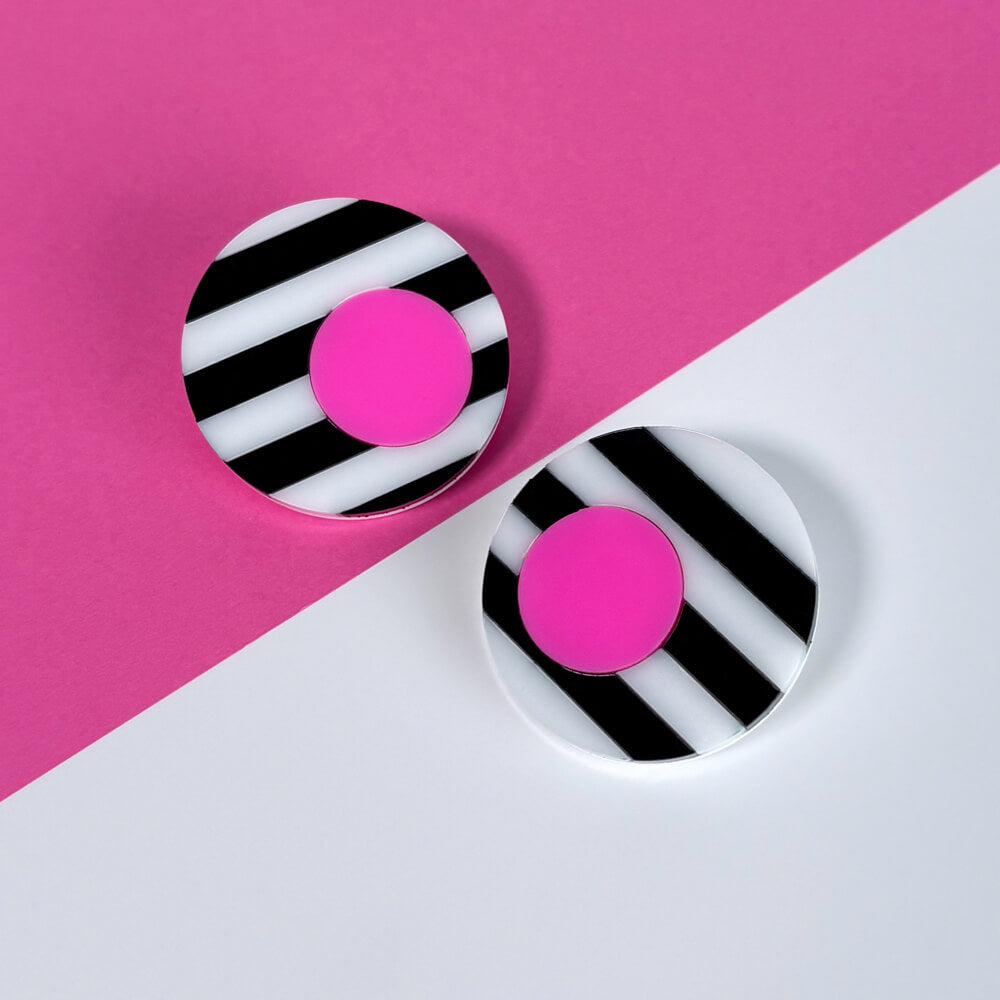 Optica Tondo – Orecchini in Plexiglas a righe